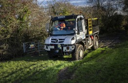Mercedes-Benz Unimog, 2025, Environment Agency, in action